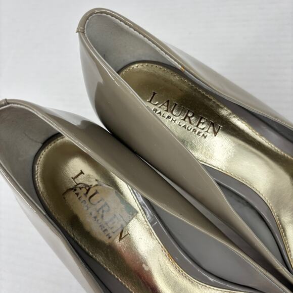 Lauren Ralph Lauren Pump Heels Size 9.5 Shiny Taupe Patent Leather FLAW - Picture 6 of 12